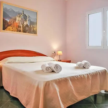 Cala'n Blanes Sleeps 6 With Pool Air Con And Wifi Villa *