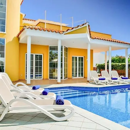Cala'n Blanes Sleeps 6 With Pool Air Con And Wifi Villa Cala'N Blanes (Menorca)